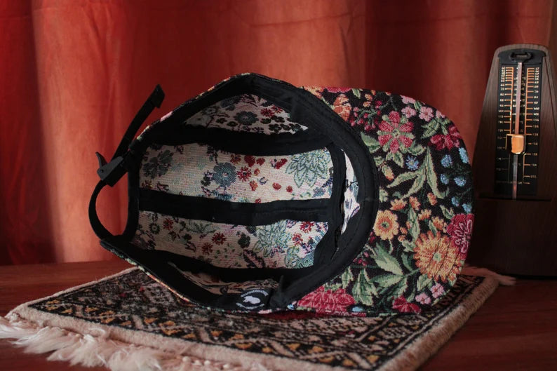 Capibara Handmade fivepanel series “Midnigh Blossom”