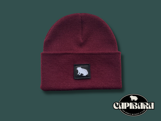 Capibara beanie in Bordeaux